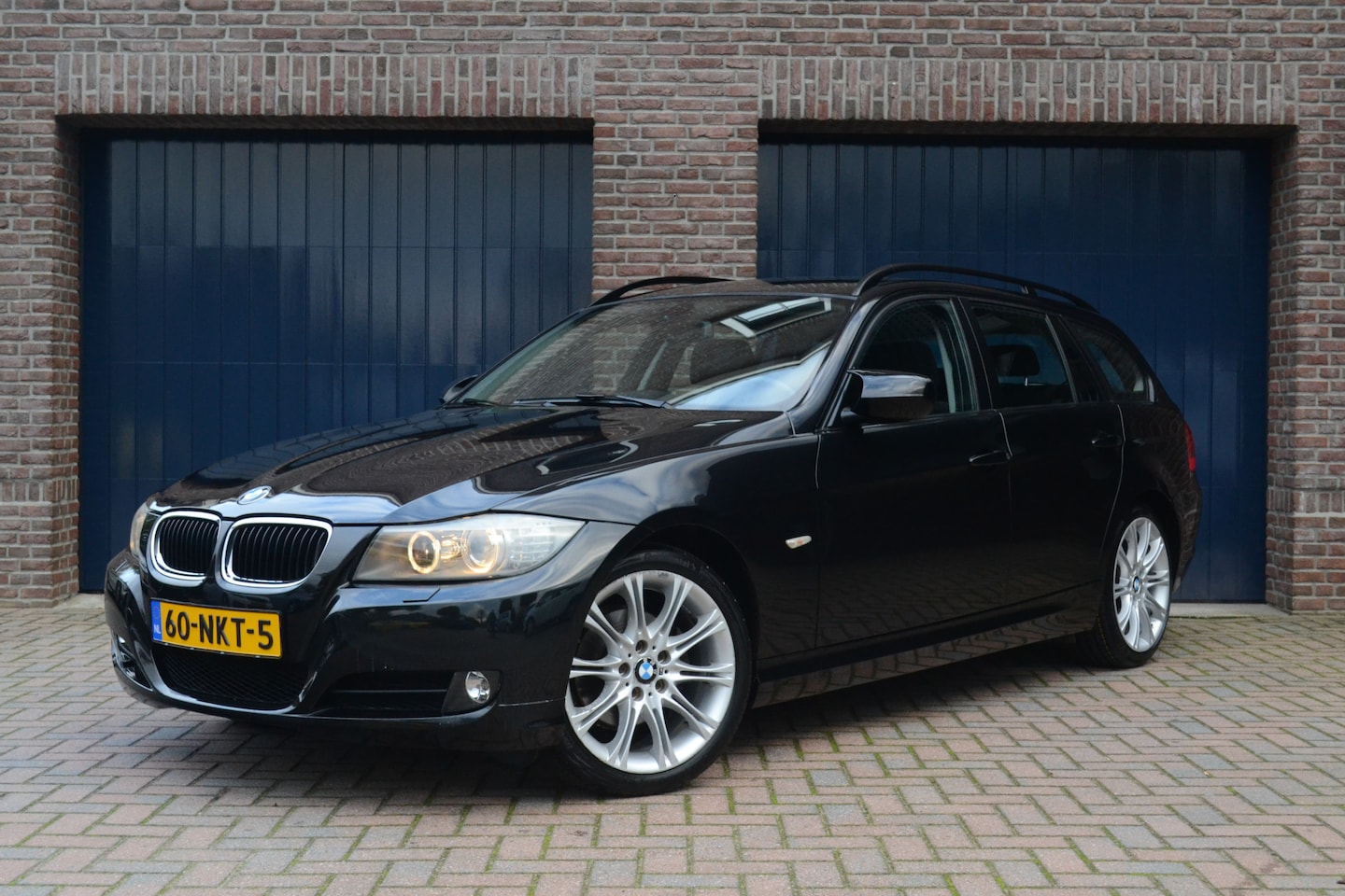 BMW 3-serie Touring - 316i Business Line | Navigatie | Trekhaak | Cruise | Clima - AutoWereld.nl