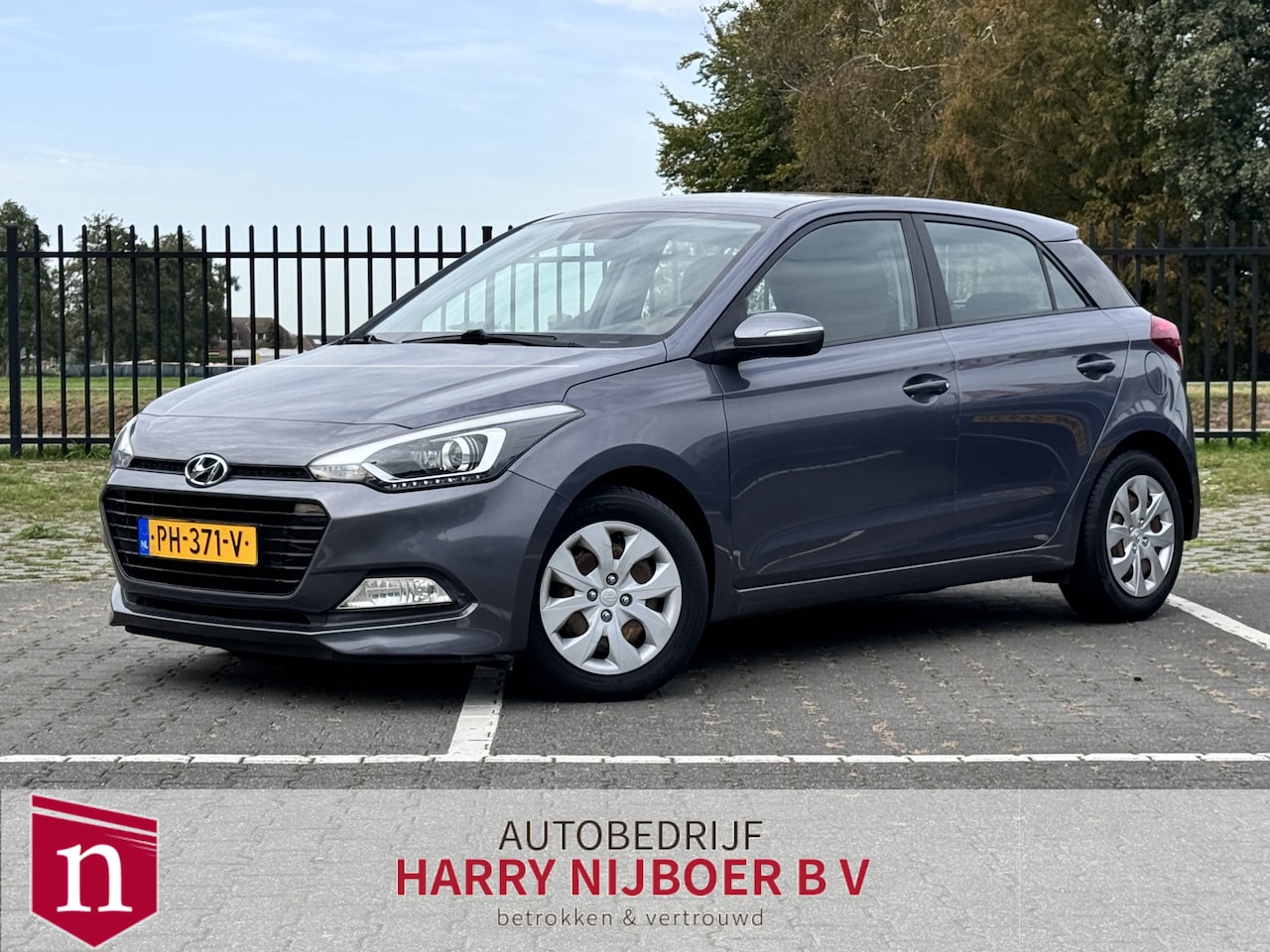 Hyundai i20 - 1.0 T-GDI Comfort Navigatie / Camera / Climate control - AutoWereld.nl