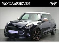 MINI Cooper - Hatchback 60 Years Chili Automaat / Panoramadak / Stoelverwarming / LED / Harman Kardon /