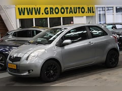 Toyota Yaris - 1.3 VVTi Sol Airco, Isofix, Stuurbekrachtiging, Trekhaak