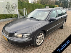 Volvo V70 - 2.3 T-5 AUT. ECC NAVI LEDER 7-PERS