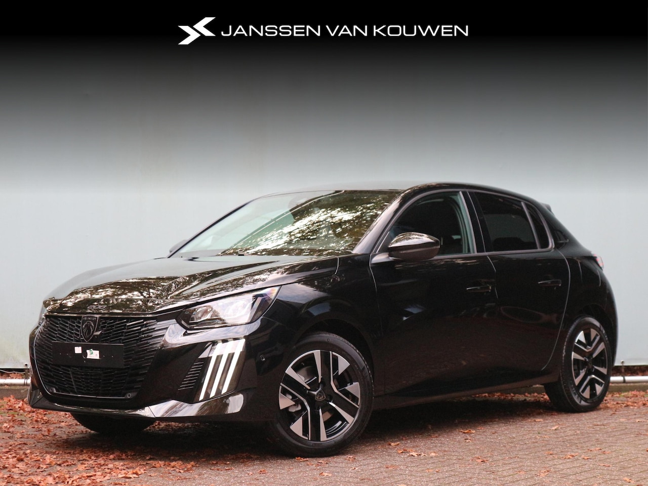 Peugeot 208 - Allure 1.2 100 pk / Voorraaddeal! / Camera vóór & achter / Navigatie - AutoWereld.nl