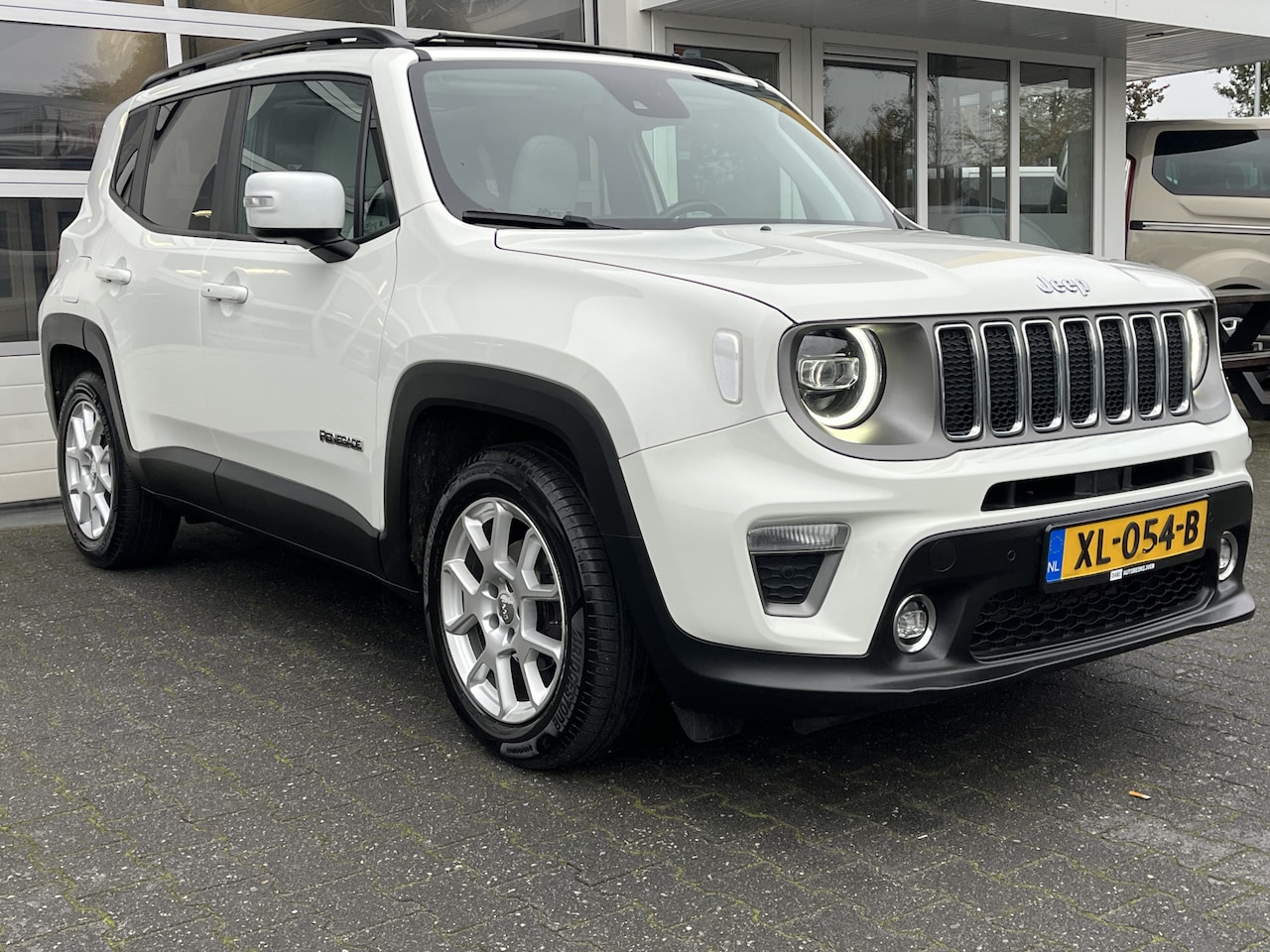 Jeep Renegade - 1.0T Freedom Panoramadak ACC Leder Navigatie 1e eigenaar Keyless Go/ start - AutoWereld.nl