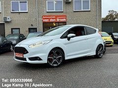 Ford Fiesta - 1.6 ST2 182Pk Navi Xenon Camera Keyless Leder Stoelverwarming Nw Apk