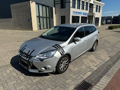 Ford Focus - 2.0 TDCI voorschade - roemeens kenteken - export