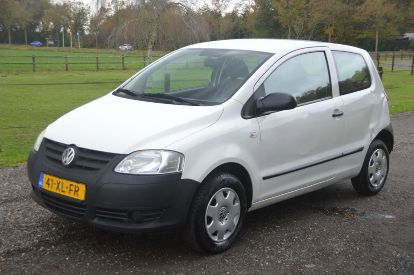 Volkswagen Fox - 1.2 Trendline Wit 2007 Stuurbekrachtiging Airco - AutoWereld.nl