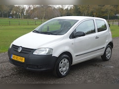 Volkswagen Fox - 1.2 Trendline Wit 2007 Stuurbekrachtiging Airco