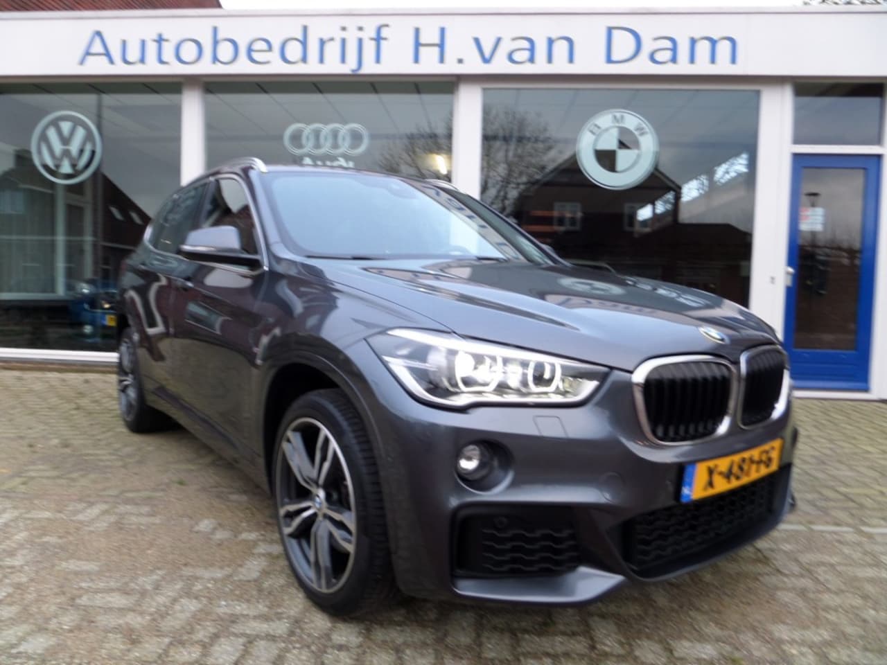 BMW X1 - S Drive 20i autom./M-Sport/Pano/Trekh././Navi/Leer - AutoWereld.nl