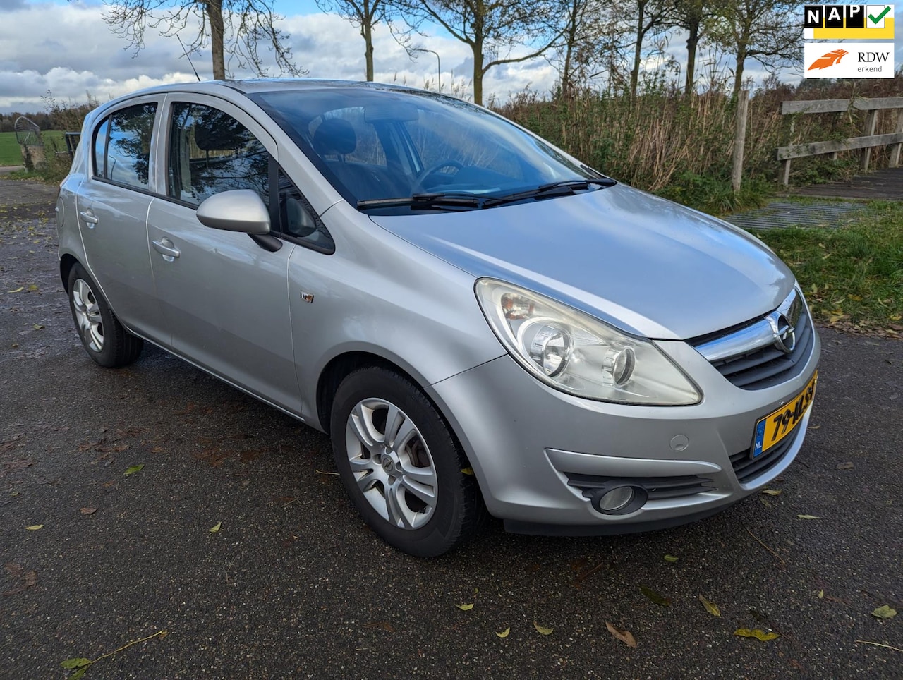 Opel Corsa - 1.2-16V Enjoy 5 deurs - AutoWereld.nl