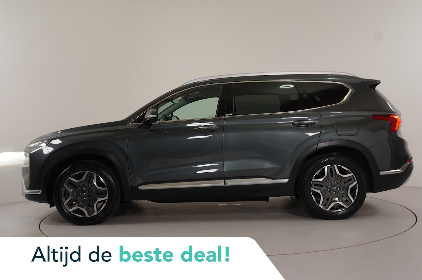 Hyundai Santa Fe - 1.6 T-GDI PHEV Premium Plus Sky | Pano | HUD | Camera | Dodehoek | Adaptieve Cruise | - AutoWereld.nl