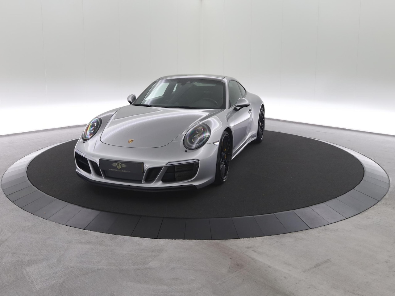 Porsche 911 - 3.0 Carrera GTS -Keramische remmen/Panoramadak/BOSE- - AutoWereld.nl