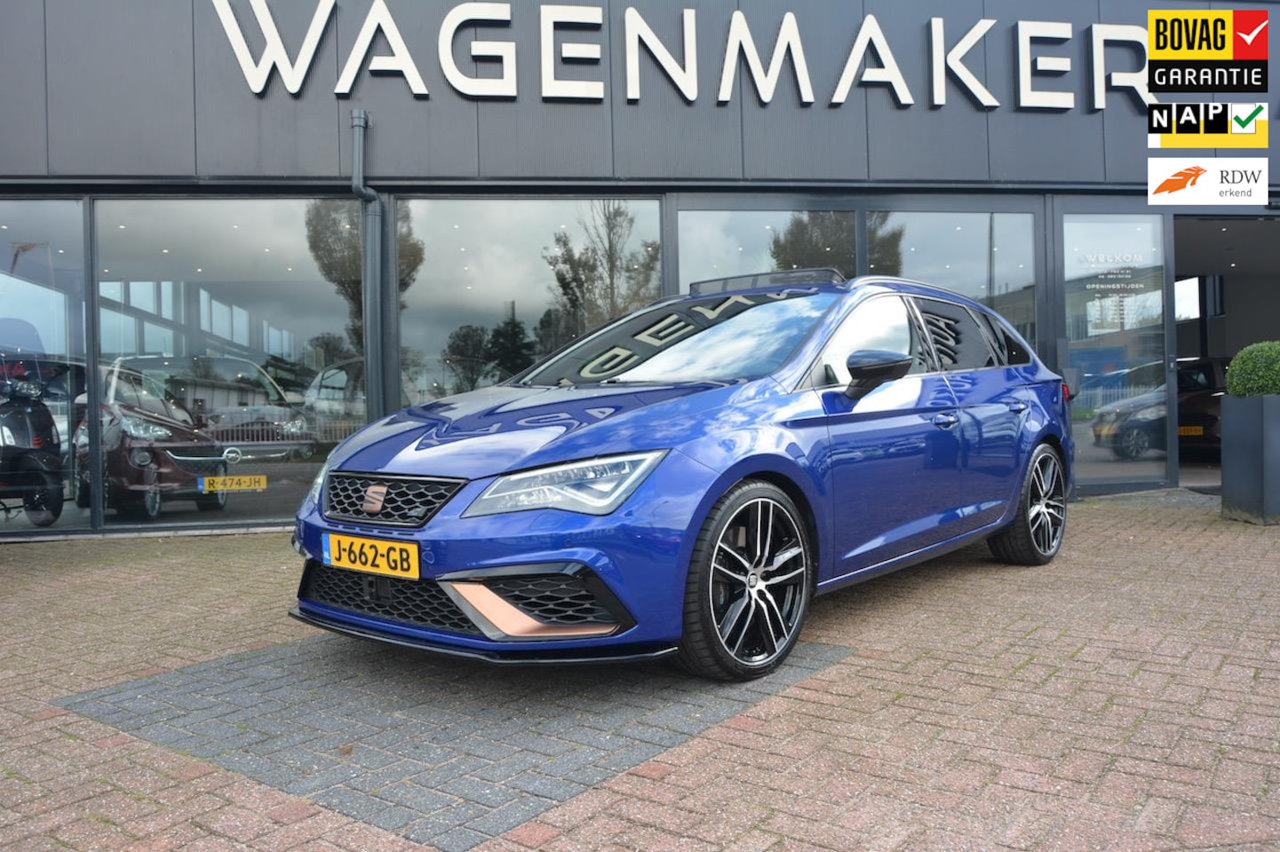 Seat Leon ST - 1.5 TSI FR Ultimate Edition Black PANO|Alcantara - AutoWereld.nl