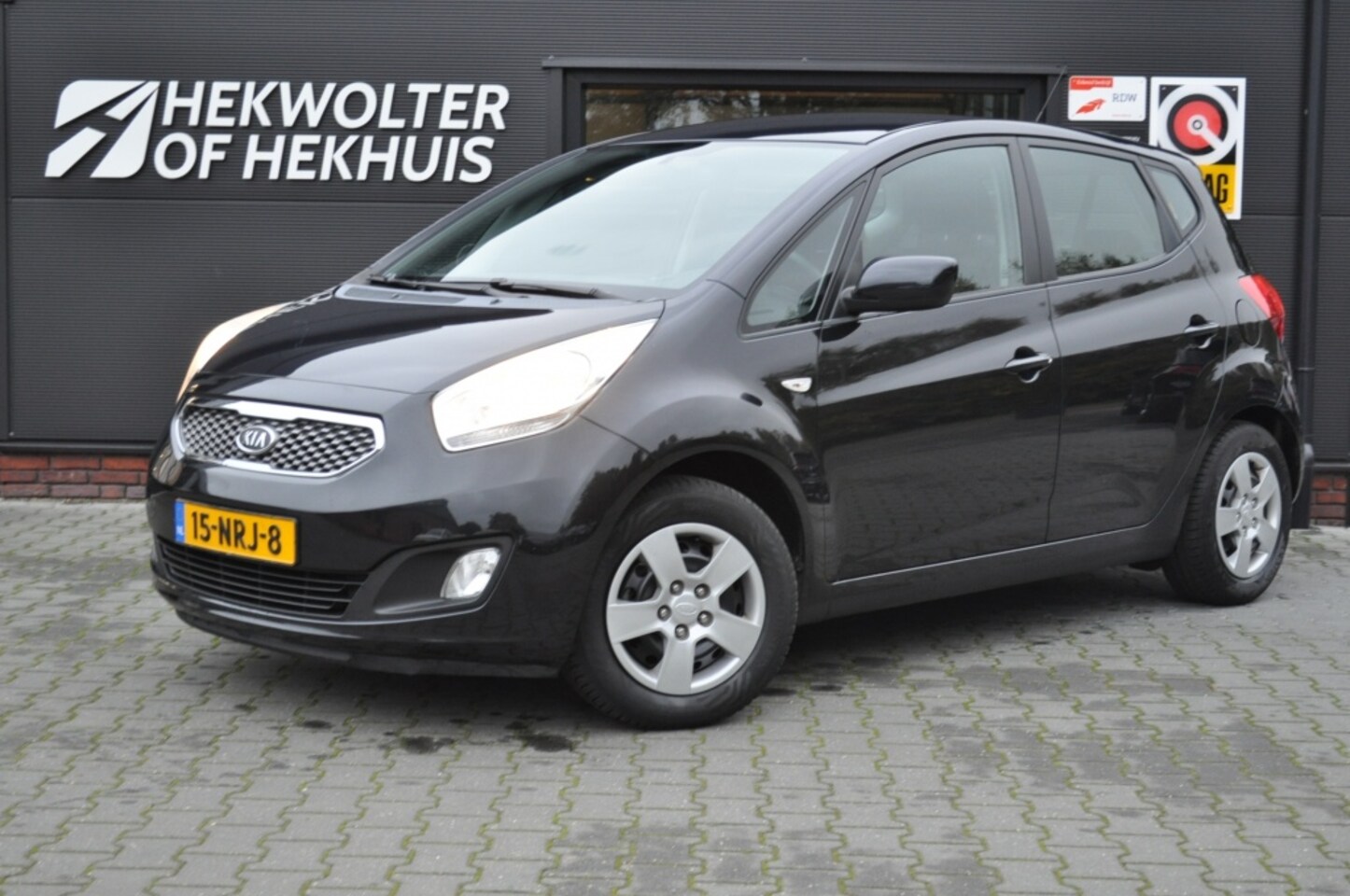 Kia Venga - 1.4 CVVT Seven | Airco | Navi | Cruise - AutoWereld.nl