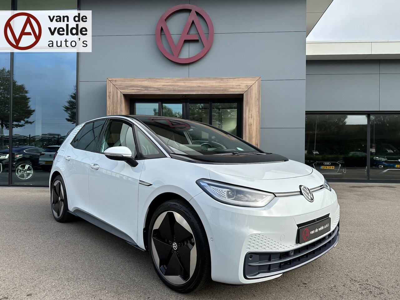 Volkswagen ID.3 - Pro S 77 kWh | Extra grote accu | 360 camera | Elek. verstelbare stoelen | dode hoek | Rij - AutoWereld.nl