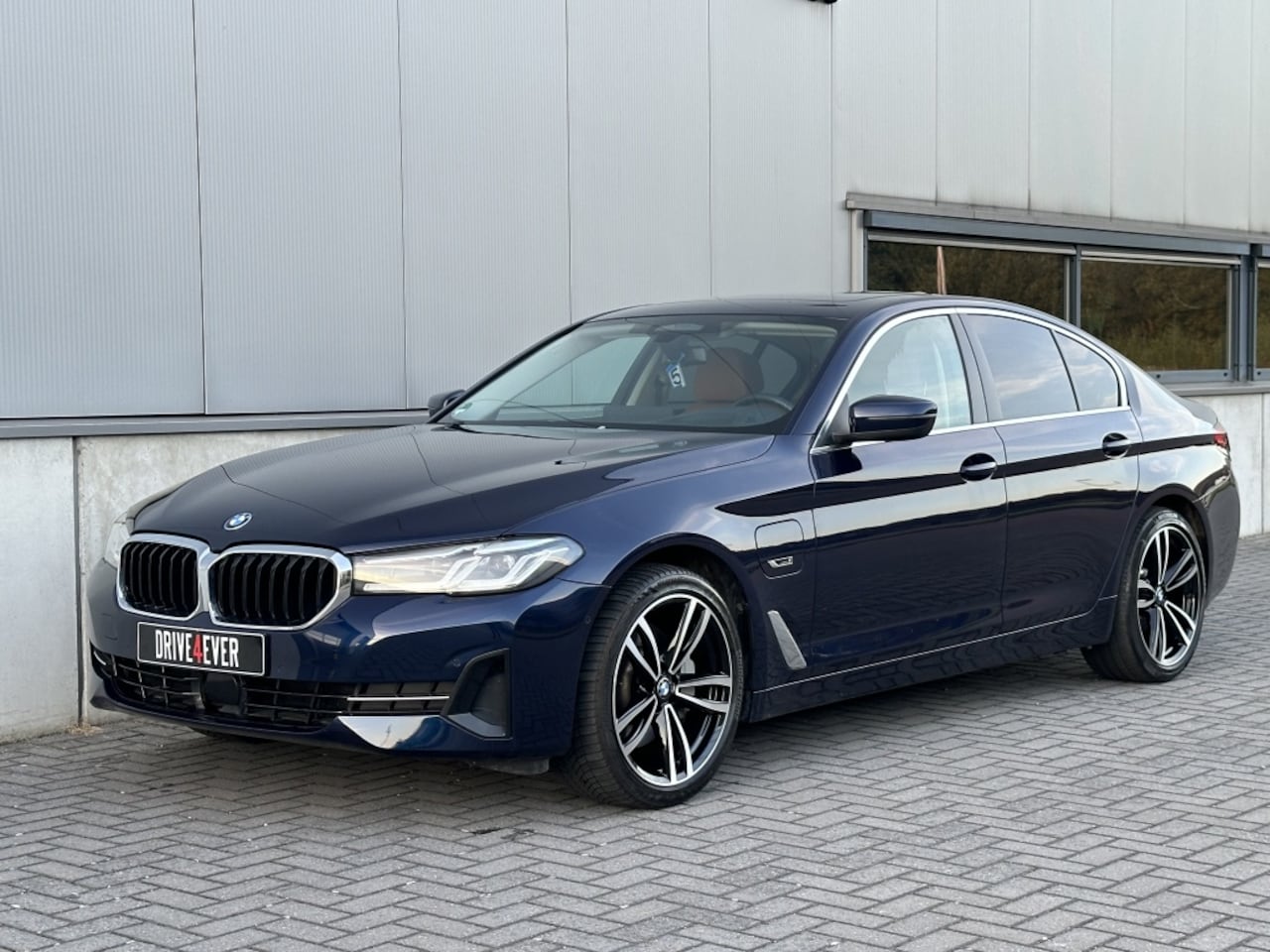 BMW 5-serie - 520e High Exe 2022 NWE MODEL FULL PANO NAVI ACC ECC CAMERA - AutoWereld.nl