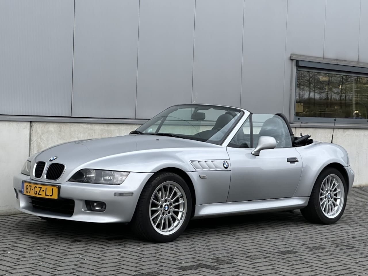 BMW Z3 Roadster - 2.2i 6 Cilinder Sport Line 1e Eigenaar Origineel NL SUBLIEME STA - AutoWereld.nl