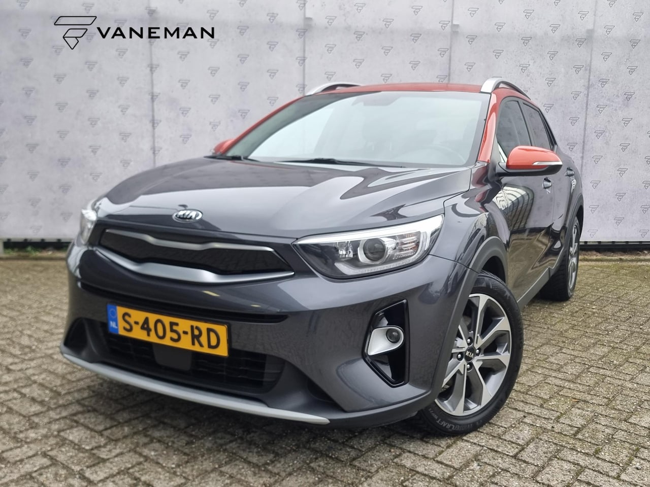 Kia Stonic - 1.0 T-GDi ExecutiveLine Automaat | Leder | BSD | Camera | Navi | Stuur-/Stoelverwarming | - AutoWereld.nl