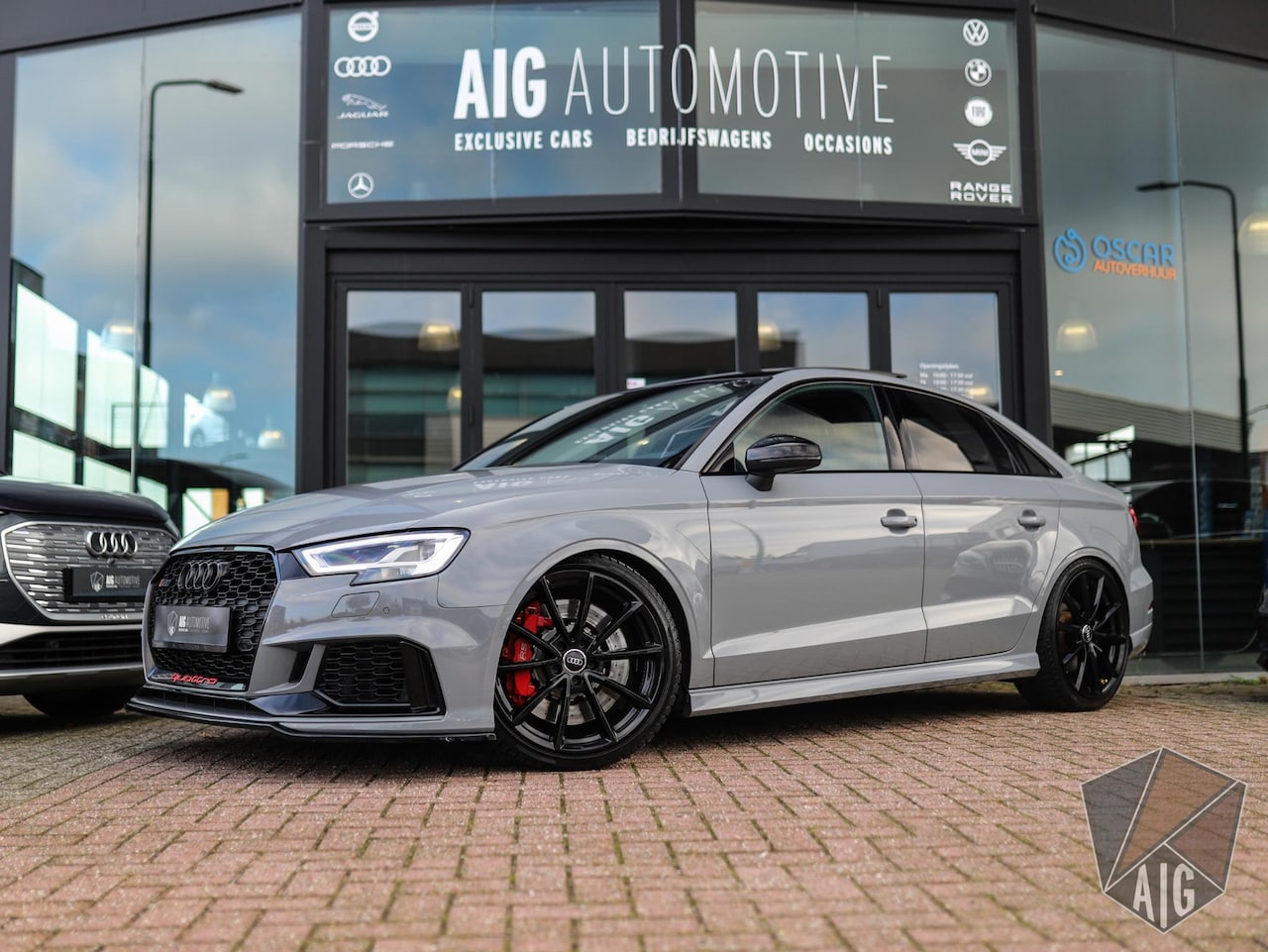 Audi RS3 - Limousine 2.5 TFSI A3 quattro | RS-Schaalstoelen | Pano | Keyless | Carplay | B&O | Camera - AutoWereld.nl