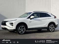 Mitsubishi Eclipse Cross - 2.4 PHEV Intense S-AWC 4WD Automaat / 1.500 kg trekgewicht / Navigatie via Apple Carplay o