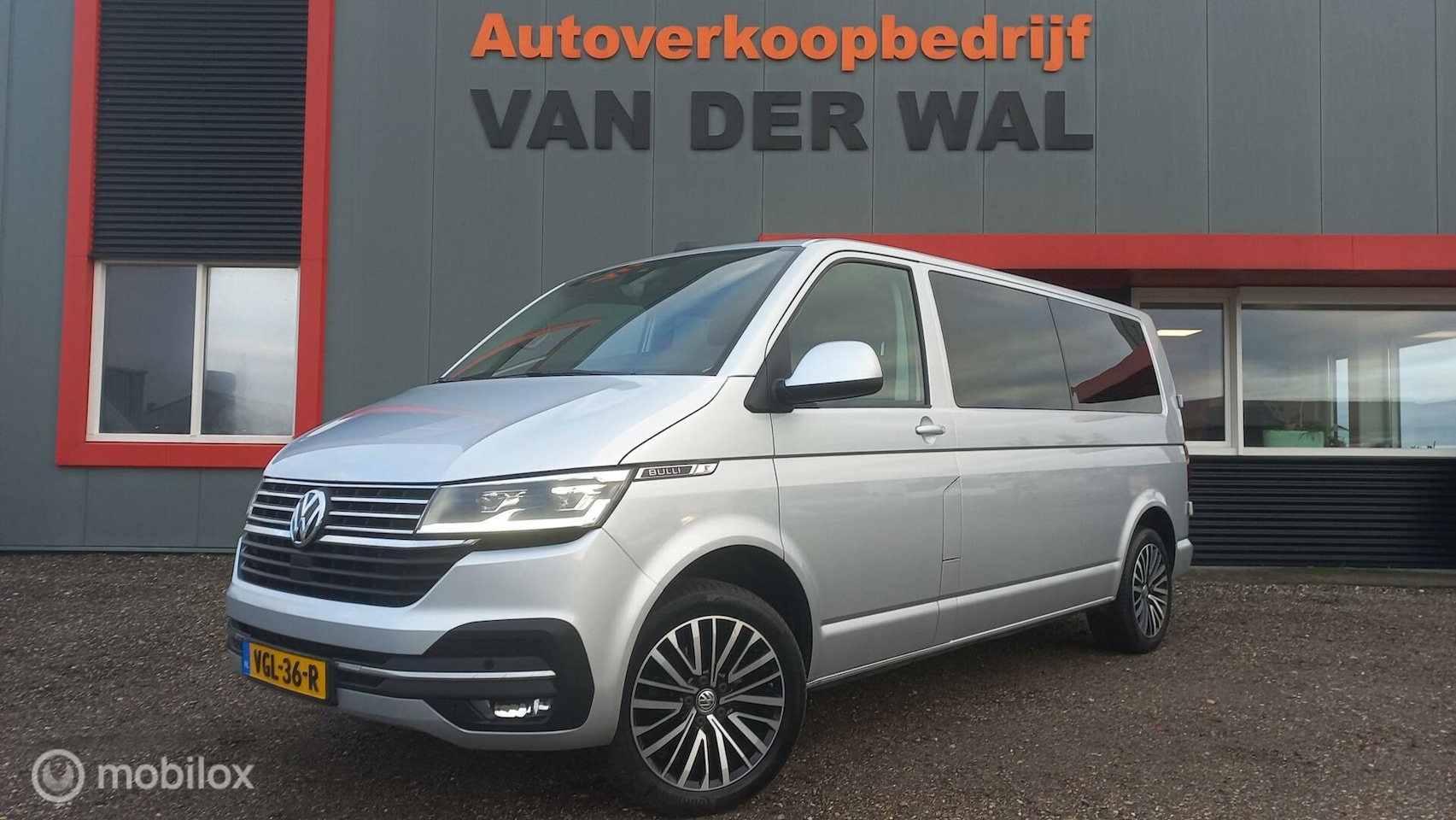 Volkswagen Transporter - 2.0 TDI L2H1 DC 2.0 TDI L2H1 DC BULLI - AutoWereld.nl