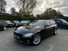 BMW 3-serie Touring - 320i xDrive High Executive|Nwe Ketting|Groot Navi|Leder|Climate control|Cruise control|Net