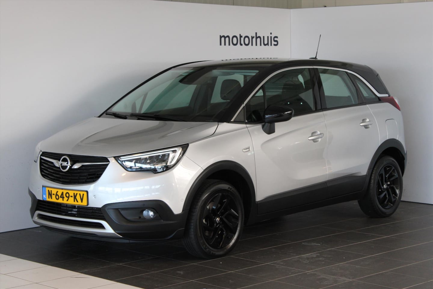 Opel Crossland X - 1.2 TURBO 130PK INNOVATION FULL LED NAVI CAMERA - AutoWereld.nl