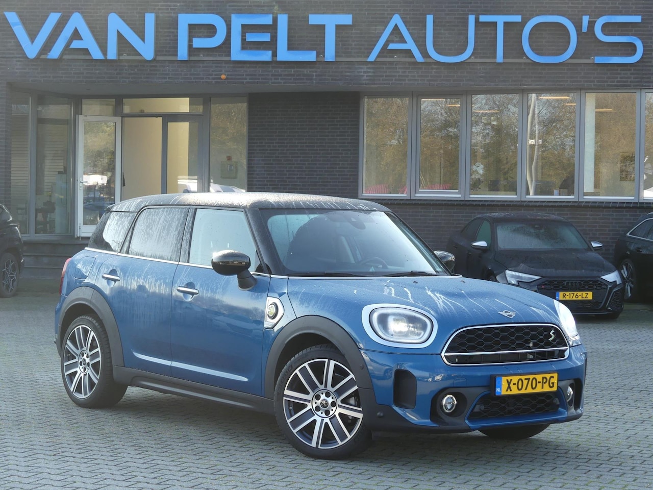 MINI Countryman - Mini 2.0 Cooper SE PHEV 220PK ALL4 Lounge / FULL LED / LEDER - AutoWereld.nl