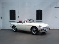 MG B type - 1.8 Roadster GERESTAUREERD