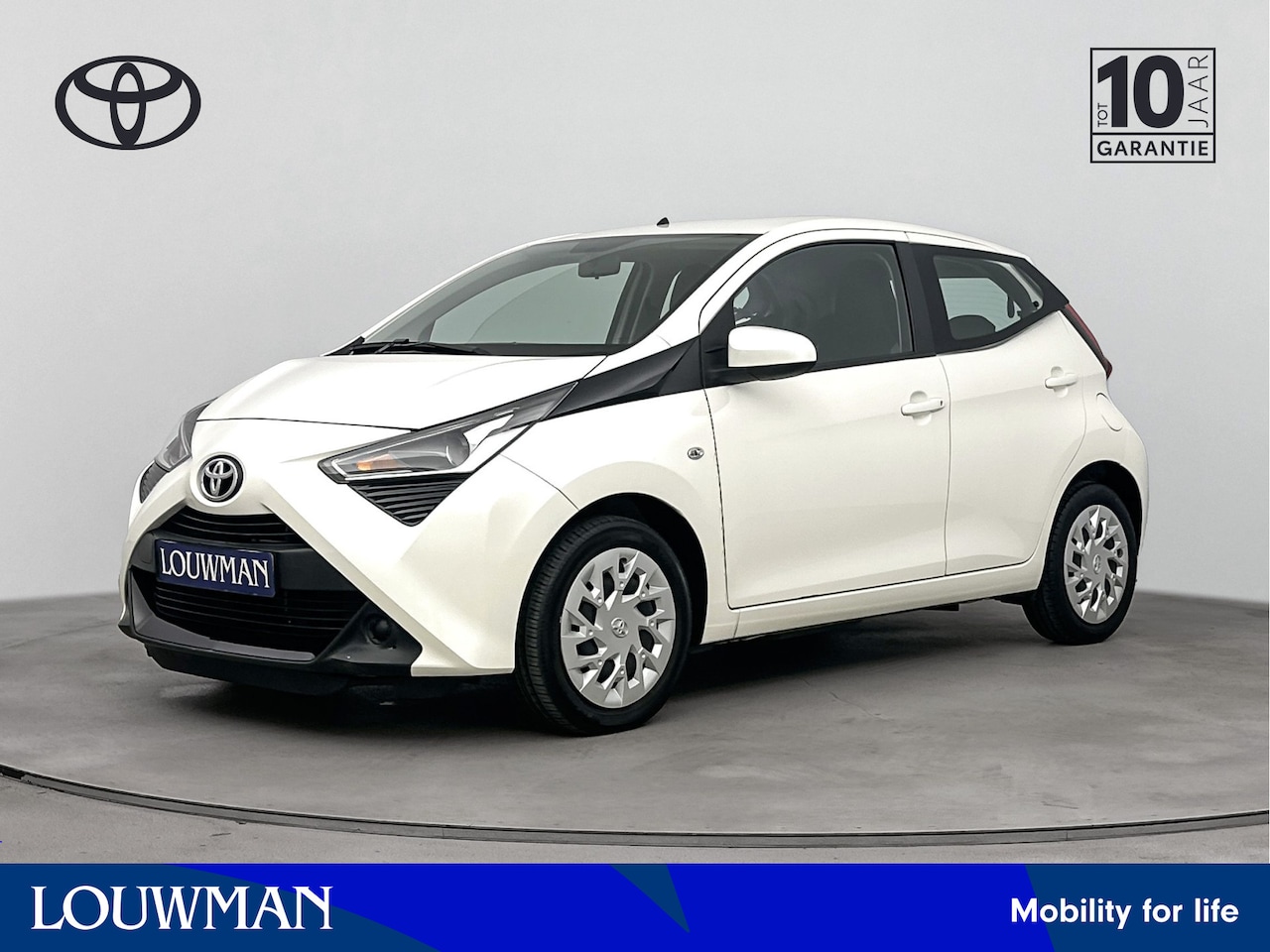 Toyota Aygo - 1.0 VVT-i x-play | Airco | Achteruitrijcamera | Bluetooth | Apple Carplay/Android Auto | - AutoWereld.nl