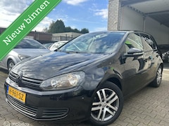 Volkswagen Golf - 1.4 TSI Trendline / NAVI / 5DRS / Park.sens