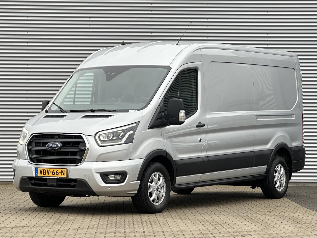 Ford Transit - 350 2.0 TDCI L3H2 Limited Automaat 170pk Xenon - AutoWereld.nl