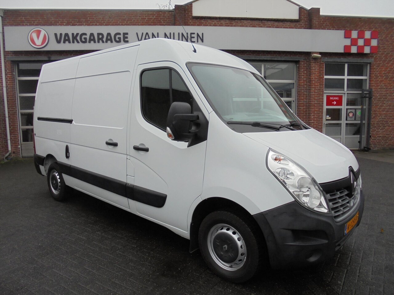 Renault Master - 2.3 145pk L2-H2 T35||Trekh.2500KG||Airco||Cruise|| - AutoWereld.nl