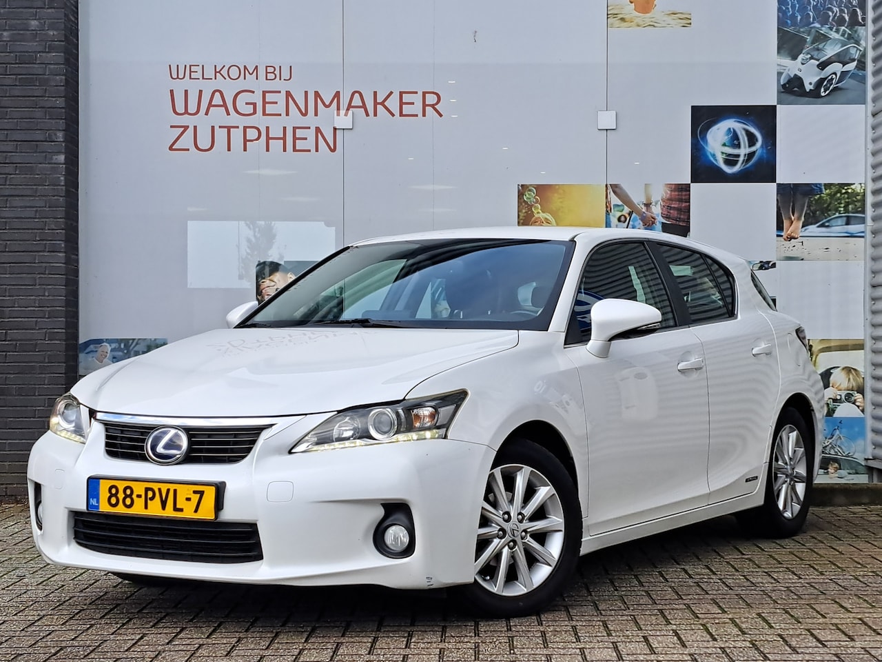 Lexus CT 200h - Hybrid Automaat | CRUISE CONTROL | NAVIGATIE | PARKEERCAMERA | - AutoWereld.nl