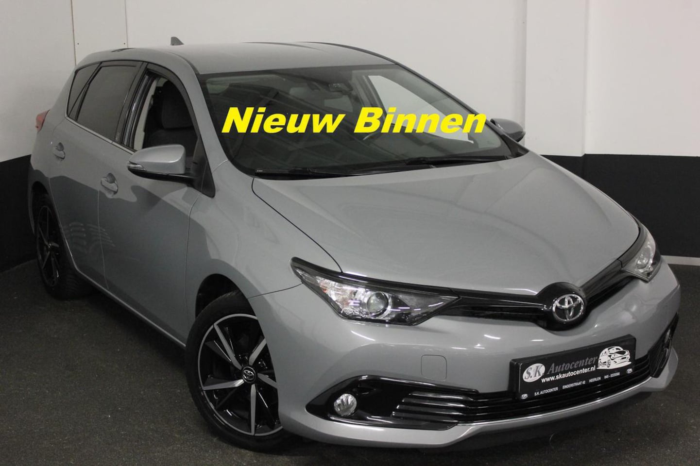 Toyota Auris - 1.2 TEAM EXCLUSIEF 1E EIGENAAR*NAV*CAM*CRUIS - AutoWereld.nl