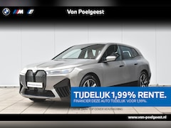 BMW iX - xDrive40 Stuurwielrand Verwarming / Comfort Acces / Panorama Skylounge / Driving Assistant