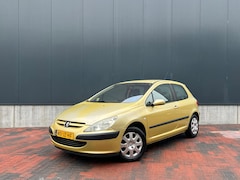 Peugeot 307 - 1.4 XS * 3-Deurs * Climate * Trekhaak