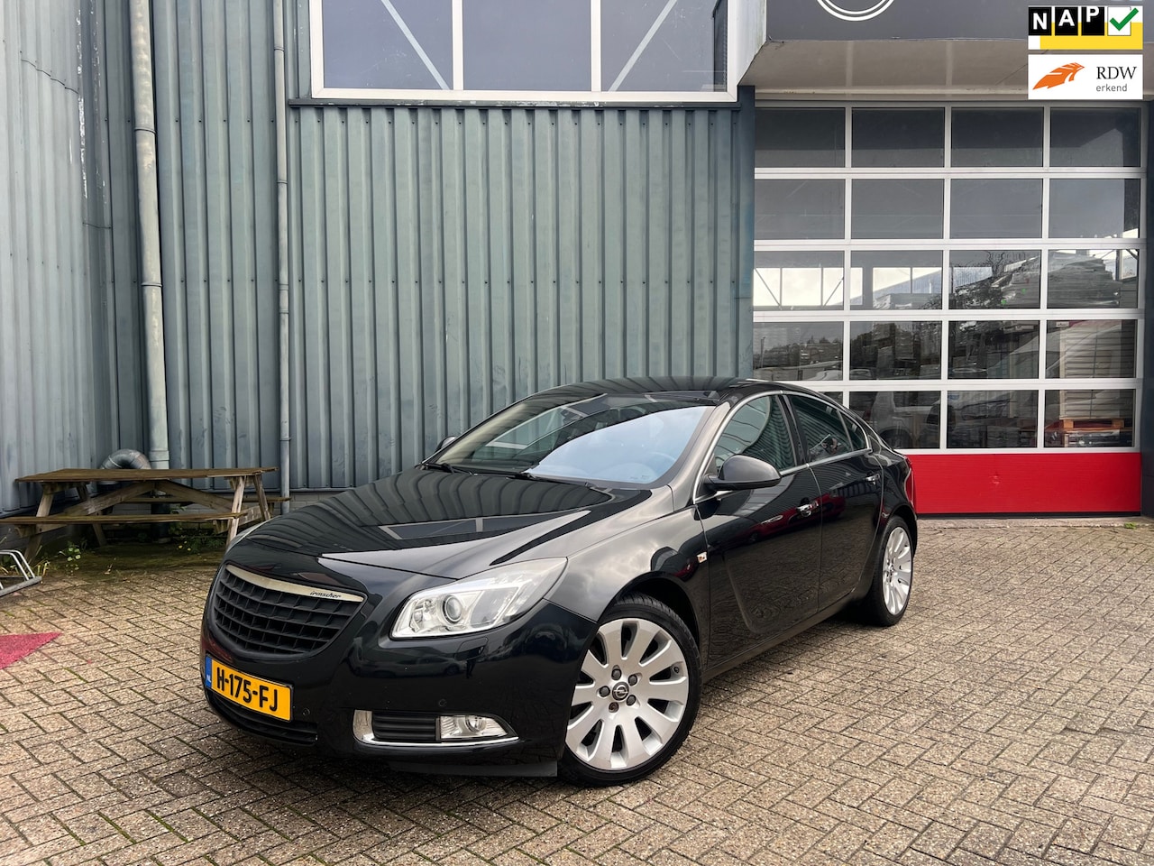 Opel Insignia - 2.8 T Sport 4x4 Automaat/APK/NAP/Airco/Memory Stoelen - AutoWereld.nl