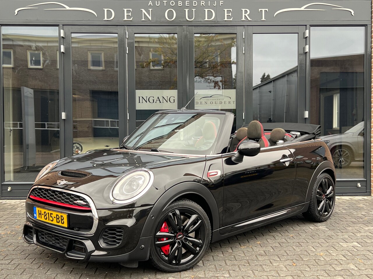 MINI Cabrio - Mini 2.0 John Cooper Works Chili AUT NAVI/LED/CAMERA VOL VOL - AutoWereld.nl