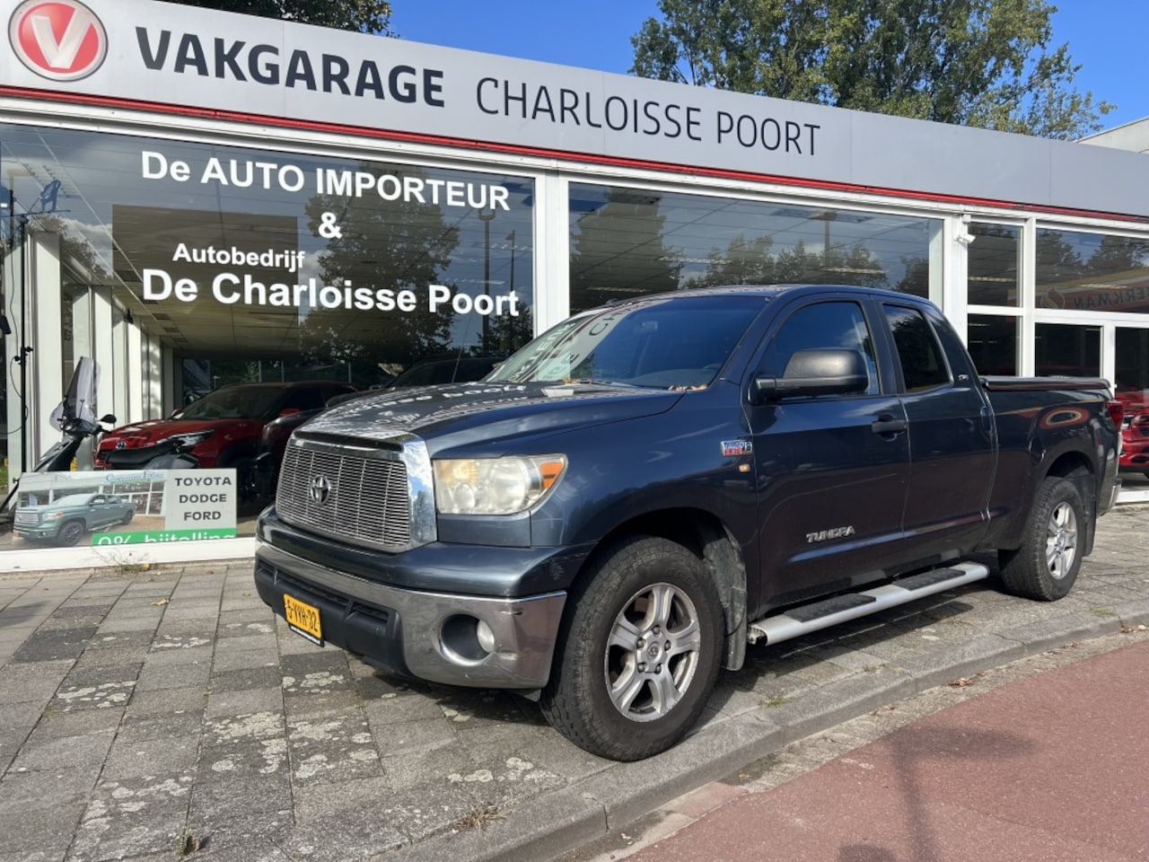 Toyota Tundra - 5.7 V8 Double Cab 5.7 V8 Double Cab - AutoWereld.nl