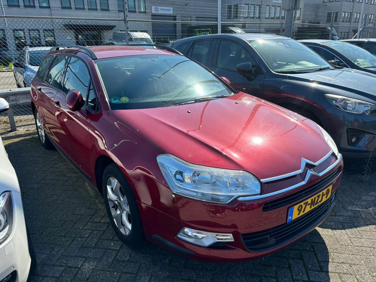 Citroën C5 Tourer - 1.8 16V Anniversaire 1.8 16V Anniversaire - AutoWereld.nl