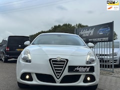 Alfa Romeo Giulietta - 1.4 T Distinctive, Automaat NL Auto