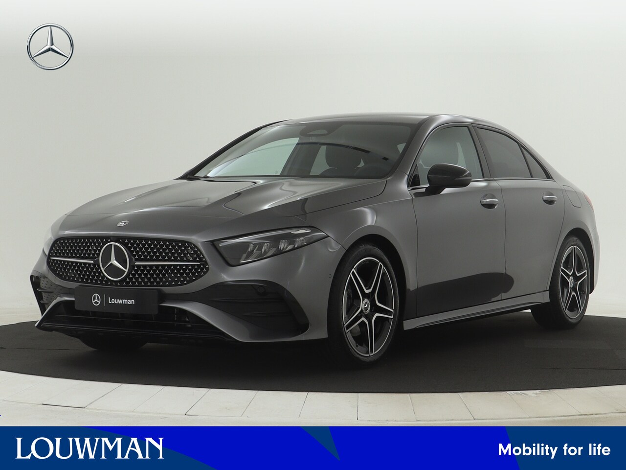 Mercedes-Benz A-klasse - 180 Star Edition AMG Line | Nightpakket | Dodehoekassistent | Sfeerverlichting | Parkeerpa - AutoWereld.nl