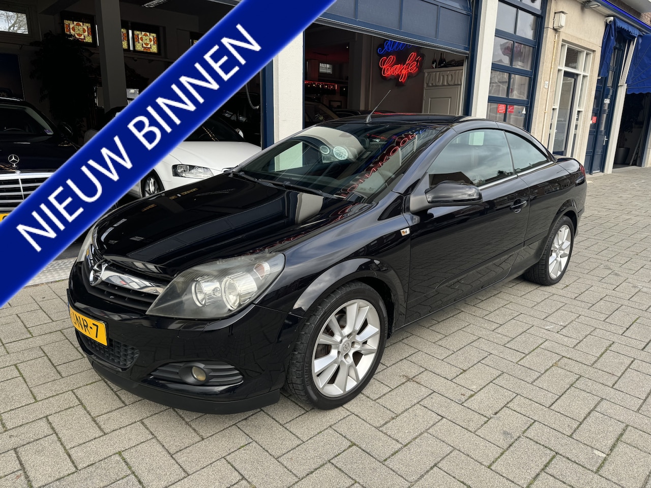 Opel Astra TwinTop - 1.8 Cosmo NIEUW MODEL LEDEREN BEKLEDING - AutoWereld.nl