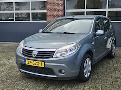 Dacia Sandero - 1.6 Lauréate Nap |Airco |Boekjes |Trekhaak |Apk