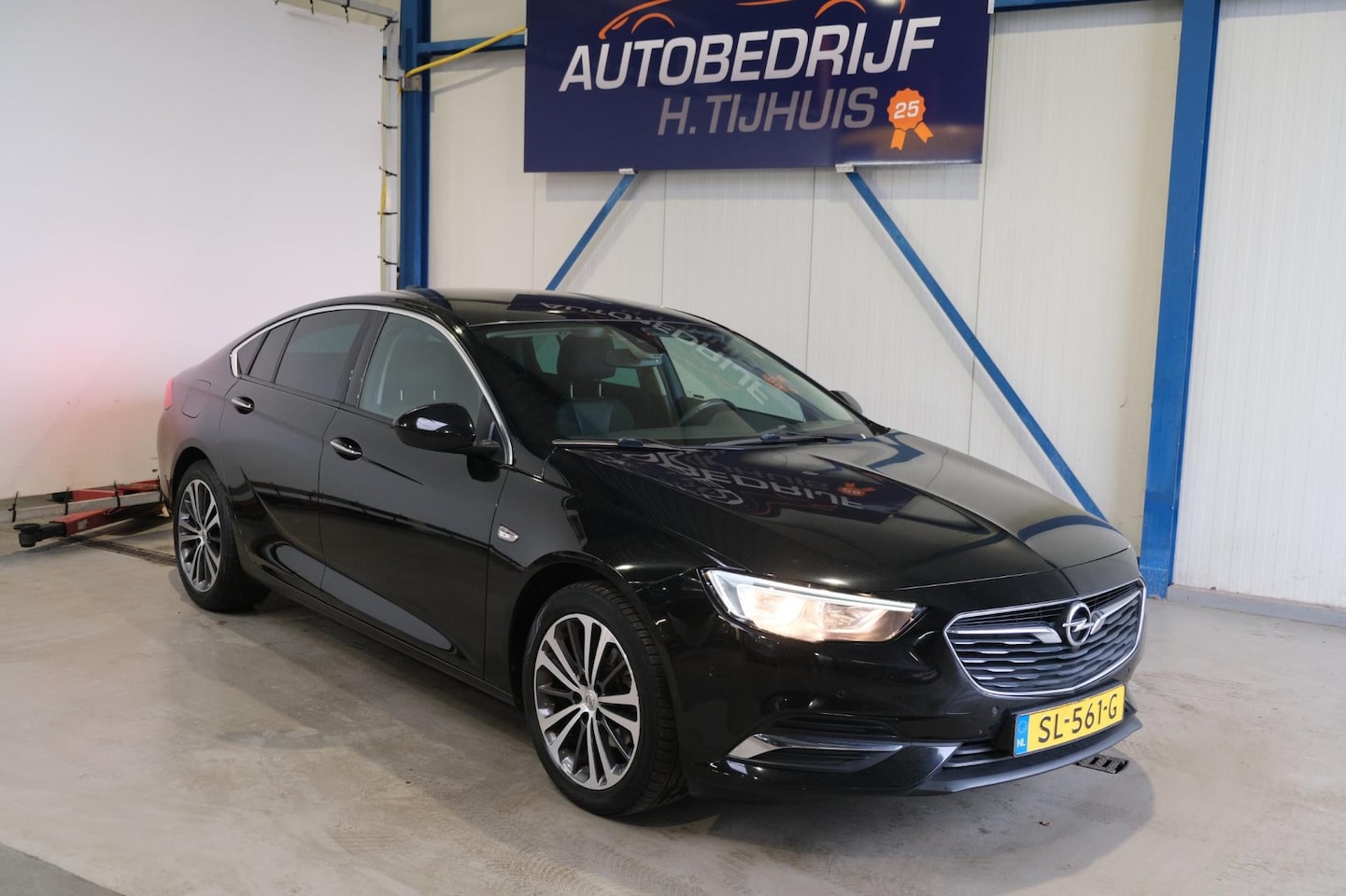 Opel Insignia Grand Sport - 1.5 Turbo Business Executive 1.5 Turbo Business Executive - AutoWereld.nl