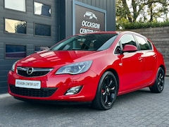 Opel Astra - 1.6 TURBO / LEDER / ECC / NAVIGATIE / XENON