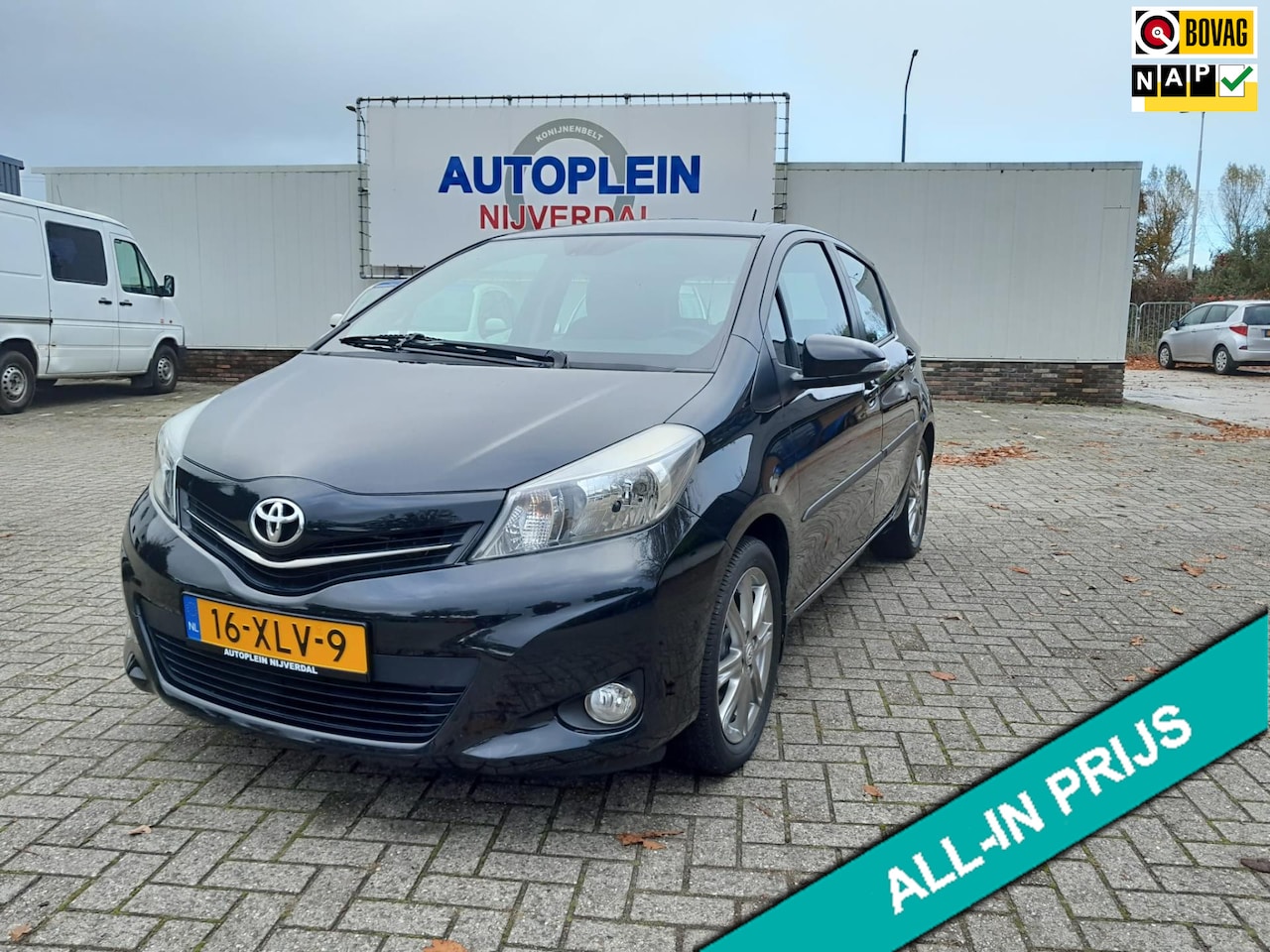 Toyota Yaris - 1.3 VVT-i Dynamic Supper nette goed onderhouden Yaris van eerste eigenaar! - AutoWereld.nl