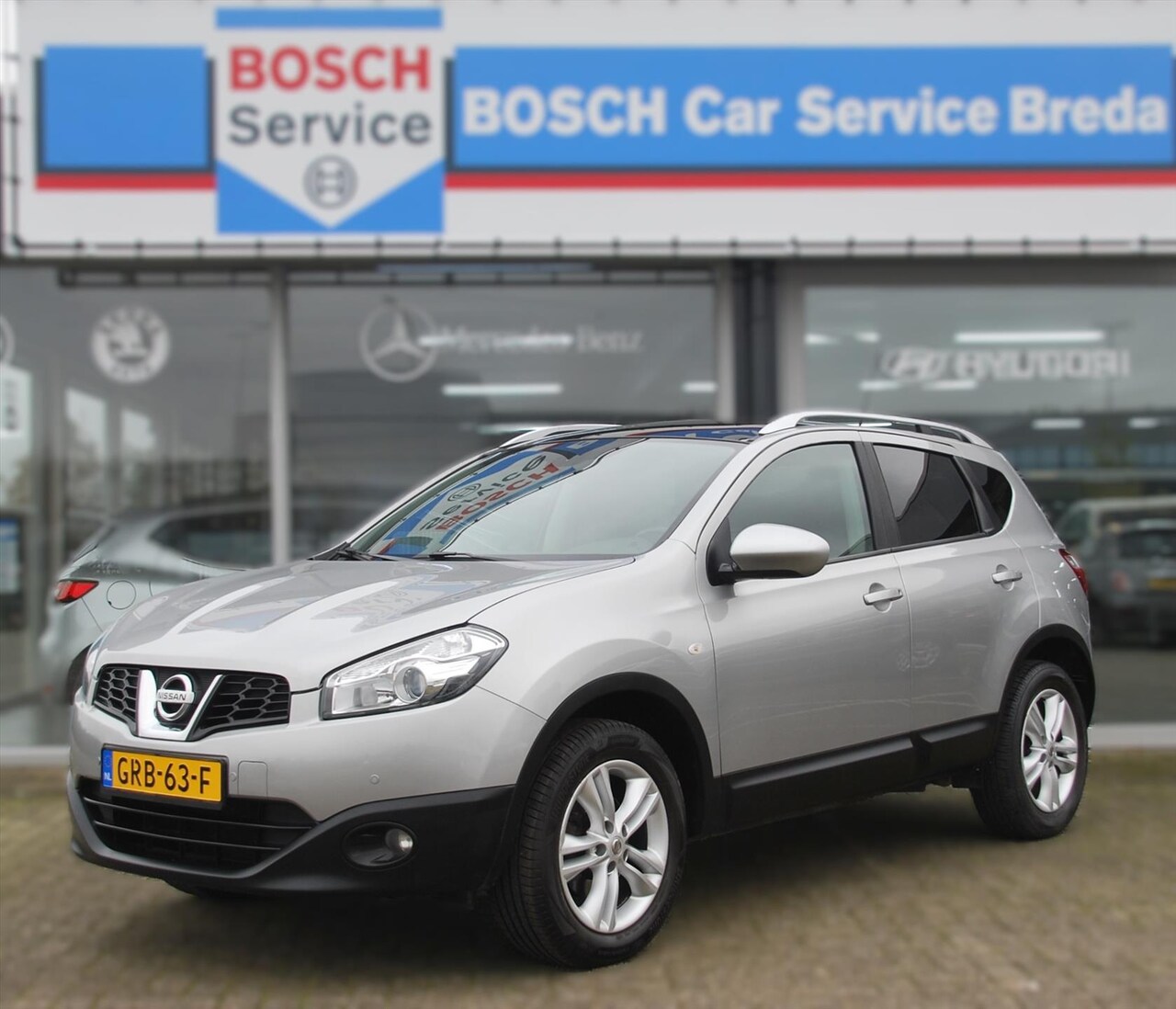 Nissan Qashqai - 1.6 117pk Stop/Start Connect Edition - AutoWereld.nl