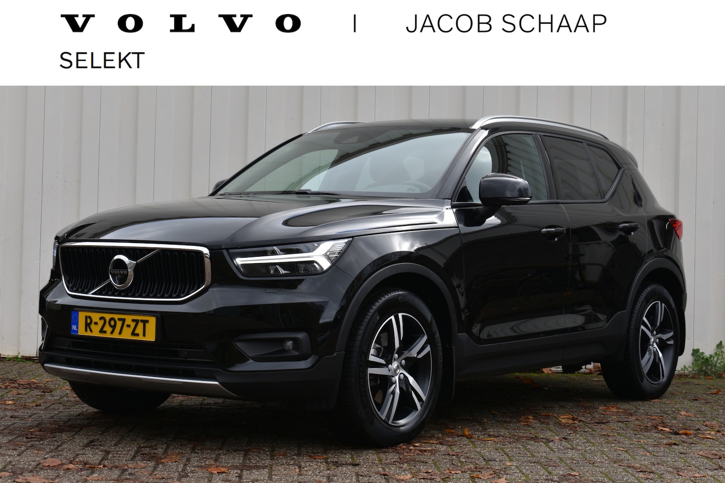 Volvo XC40 - 2.0 B4 Inscription | 360 camera | Trekhaak | Dealer onderhouden | Blis | - AutoWereld.nl