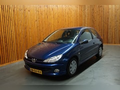 Peugeot 206 - 1.4 16v AIR-LINE 3/ AIRCO